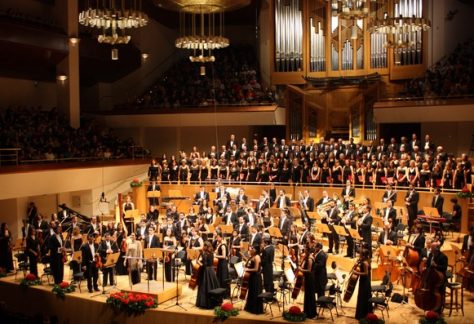Orquesta-Metropolitana-y-Coro-Talía-en-uno-de-sus-últimos-conciertos-en-el-Auditorio-Nacional